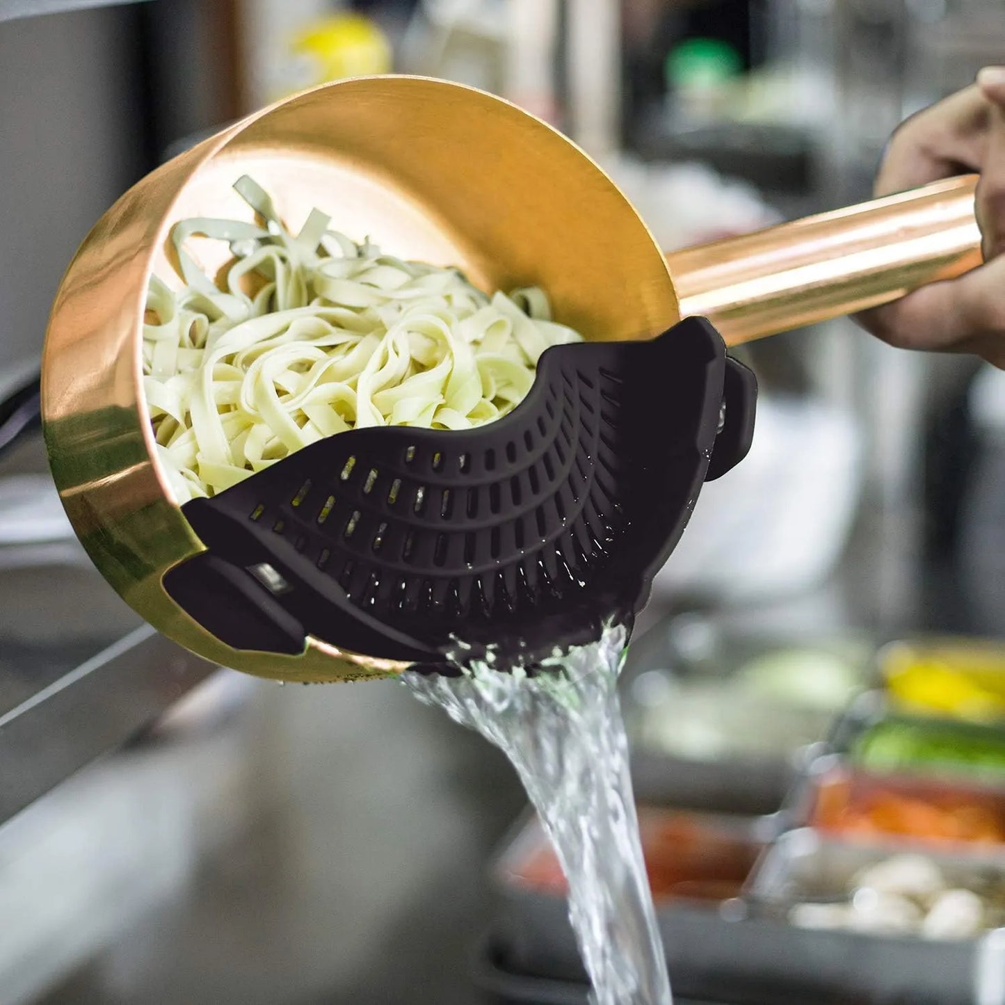 AUOON Clip-On Silicone Strainer for Pasta